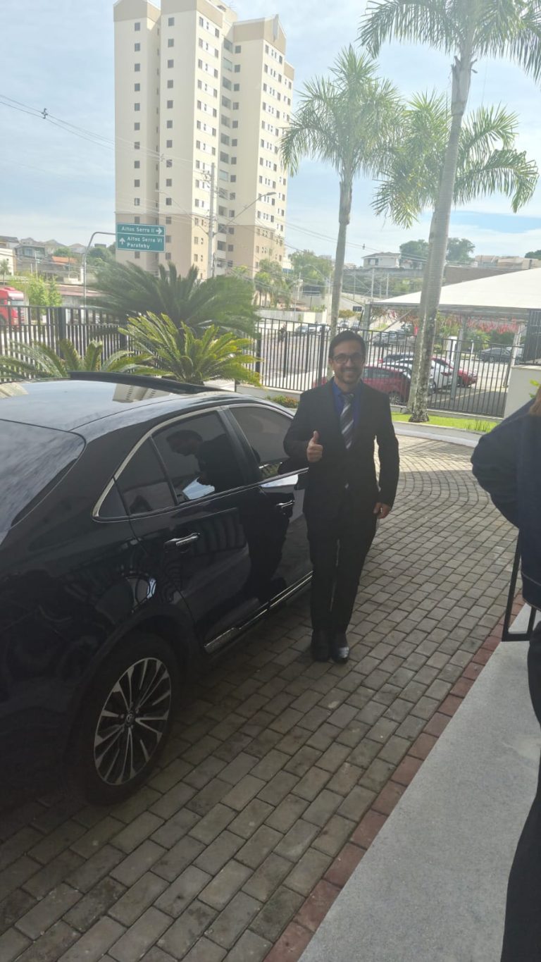 Ueuller Táxi Executivo em São José dos Campos - foto 22