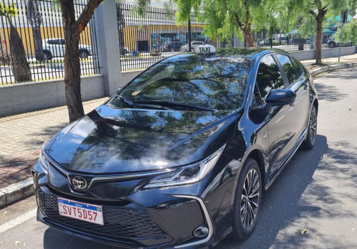 TAXI PERTO DE MIM
